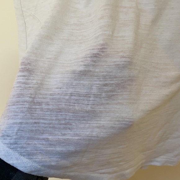 Classic Cap Sleeve Deep V in White - Picture 5 of 7